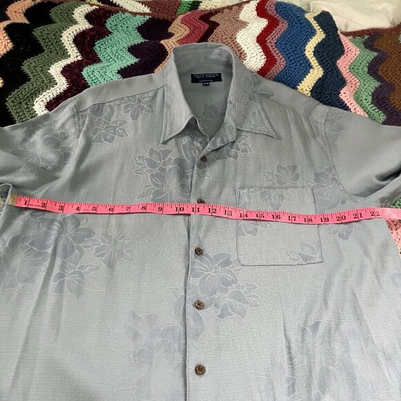 Hathaway Hawaiian Shirt Mens M Rayon Blend Blue Magnum Style Camp Button Up - Picture 7 of 8